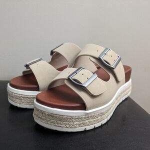 Mia platform sandles